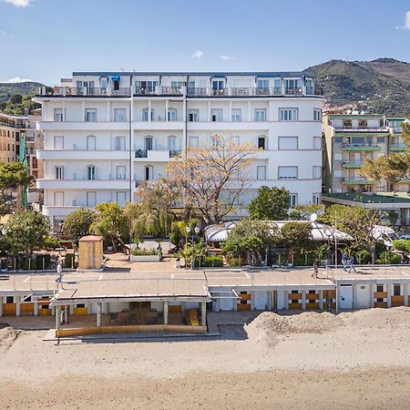 Grand Hotel Mediterranee Alassio Exterior foto